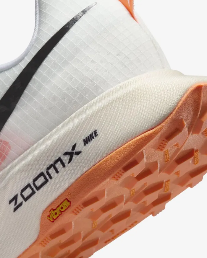 All Shoes Men Nike Ultrafly Whitetotal Orangepale Ivoryblack
