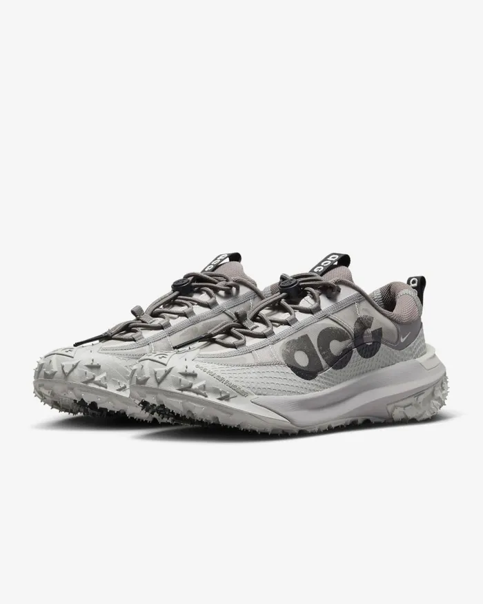 All Shoes WomenMen Nike ACG Mountain Fly 2 Low Light Iron Oreflat Pewterlight Iron Oreblack