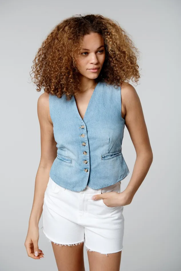 Blank Nyc Head To Head Vest Women Jackets