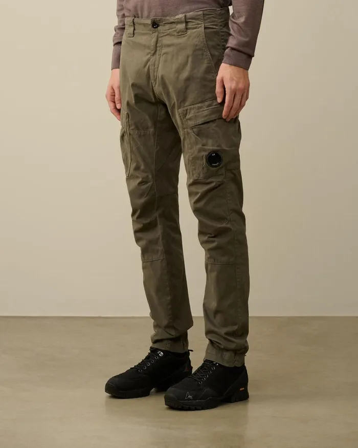 CP Company Trousers Stretch Sateen Ergonomic Lens Cargo Pants Grape Leaf Green 8211 Man