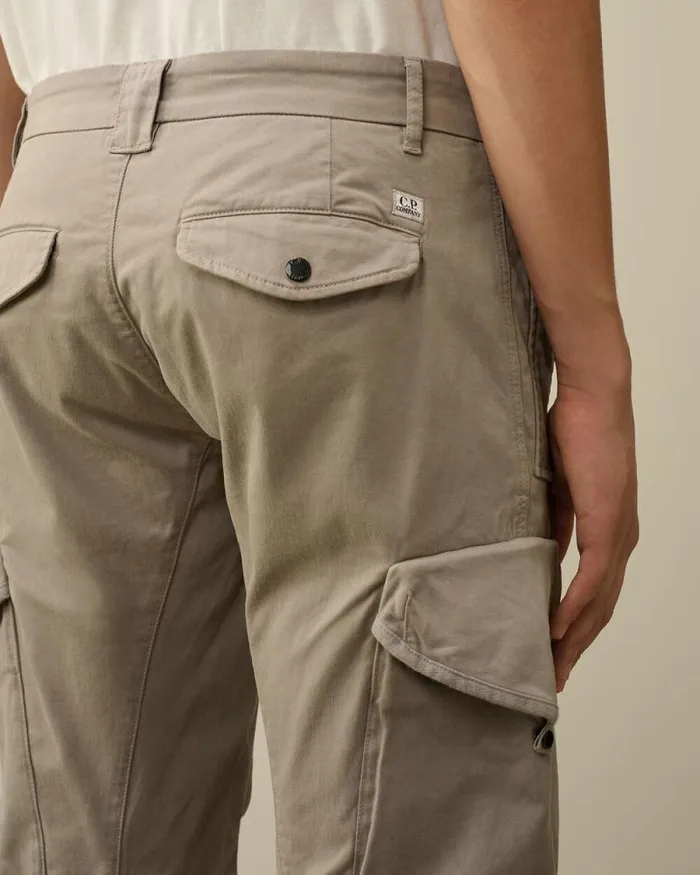 CP Company Trousers Stretch Sateen Ergonomic Lens Cargo Pants Vintage Khaki Beige 8211 Man