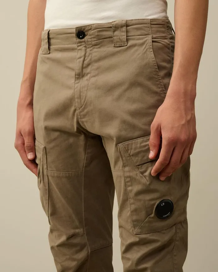 CP Company Trousers Stretch Sateen Ergonomic Lens Cargo Pants Walnut Beige 8211 Man