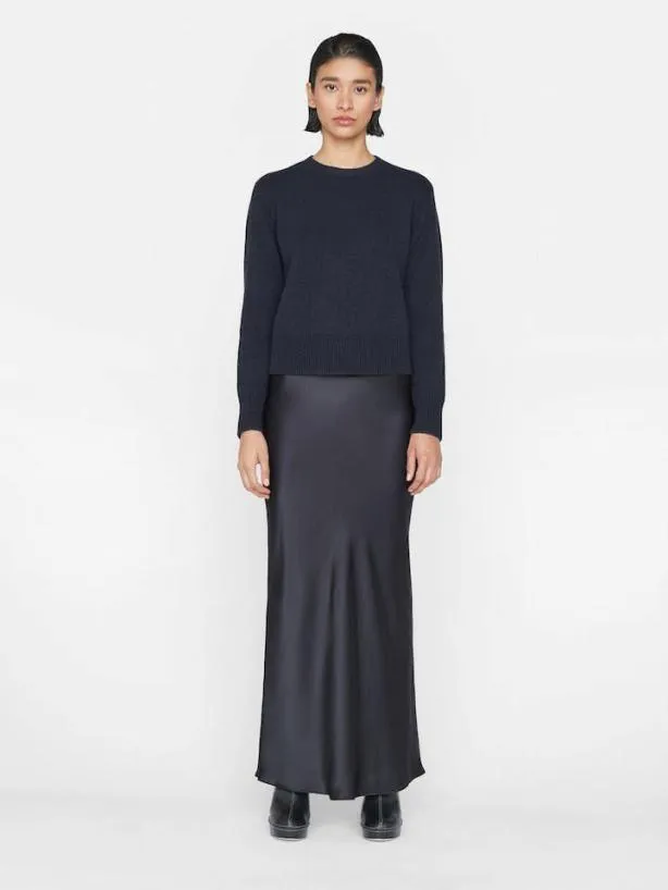 Frame Cashmere Clean Crew In Navy Navy Women Sweaters Frame Cashmere Clean Crew In Navy Navy Women Sweaters