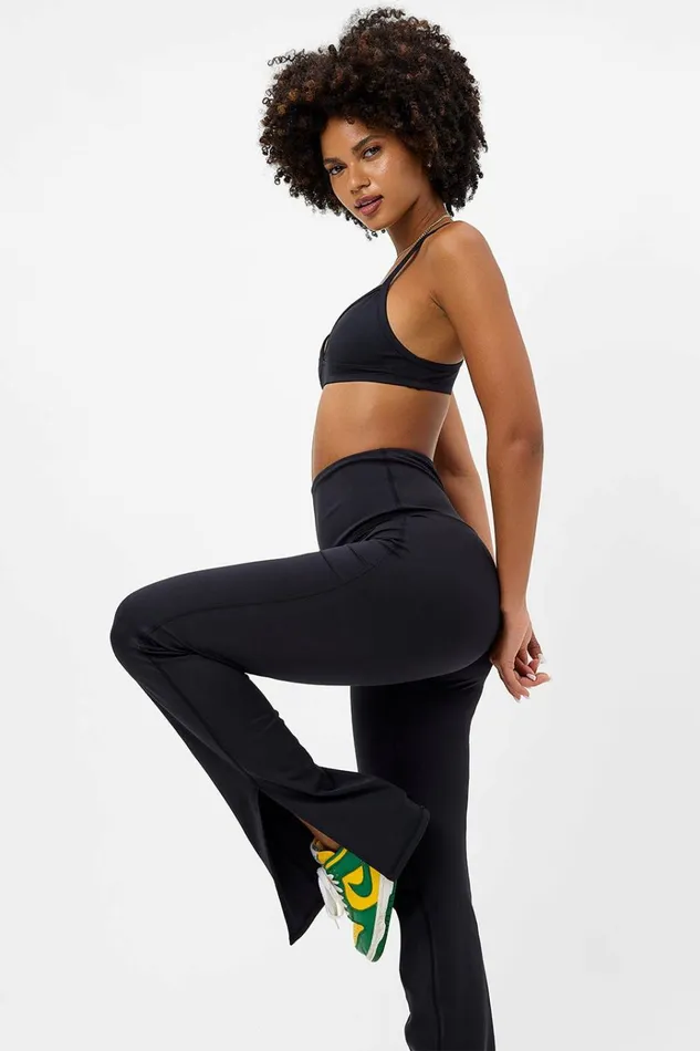 Frankies Bikinis Billie Racerback Sports Bra Black Women Active