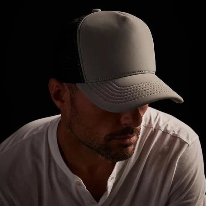 Hats Men James Perse Scuba Trucker Hat Pale Grey