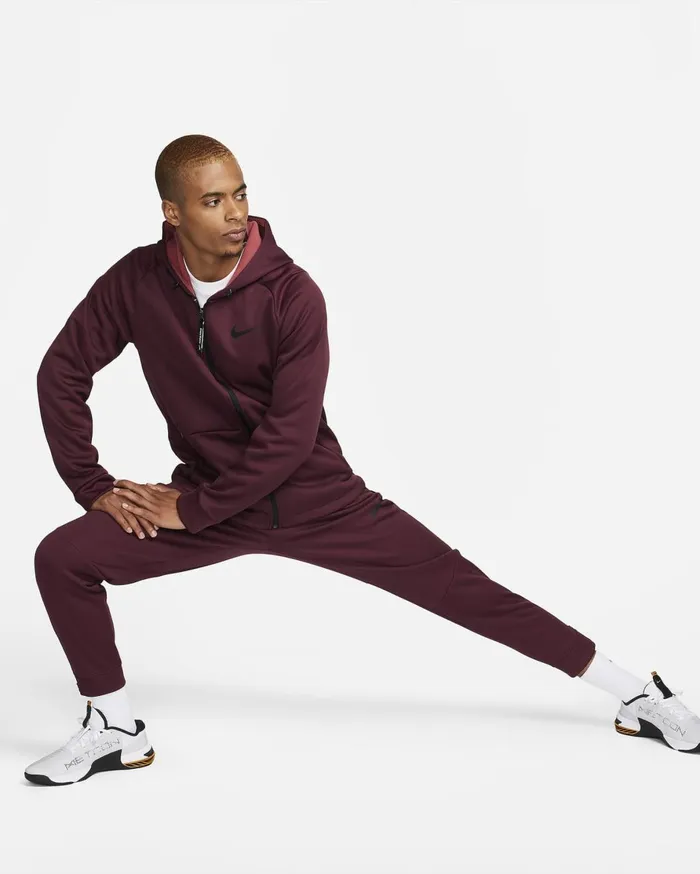 Hoodies And Sweatshirts Men Nike Therma Sphere Night Marooncedarblack