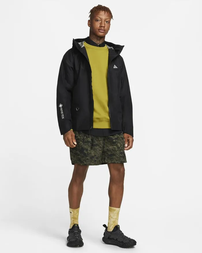 Jackets Men Nike StormFIT ADV ACG 039Chain Of Craters039 Blacksummit White