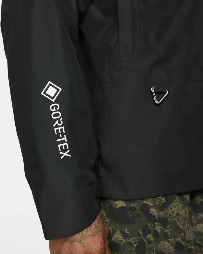 Jackets Men Nike StormFIT ADV ACG 039Chain Of Craters039 Blacksummit White