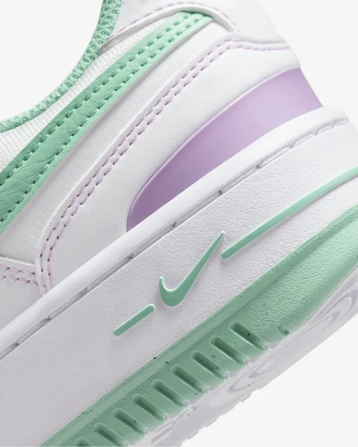 Lifestyle Women Nike Gamma Force Whiterush Fuchsiaemerald Rise