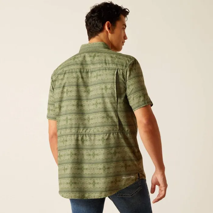 Men Button Down Shirts Ariat VentTEK Outbound Fitted Shirt Four Leaf Clover Men Button Down Shirts Ariat VentTEK Outbound Fitted Shirt Four Leaf Clover