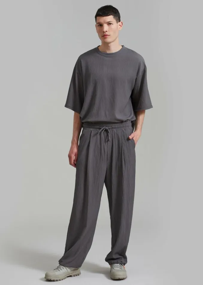 Men The Frankie Shop Eliott Crinkle Pants 8211 Charcoal Charcoal