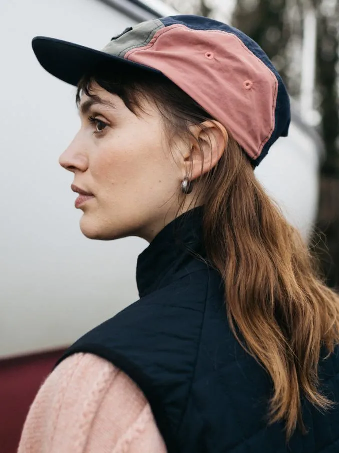 MenWomen Apex 5Panel Cap Colour Block Finisterre Hats and Gloves