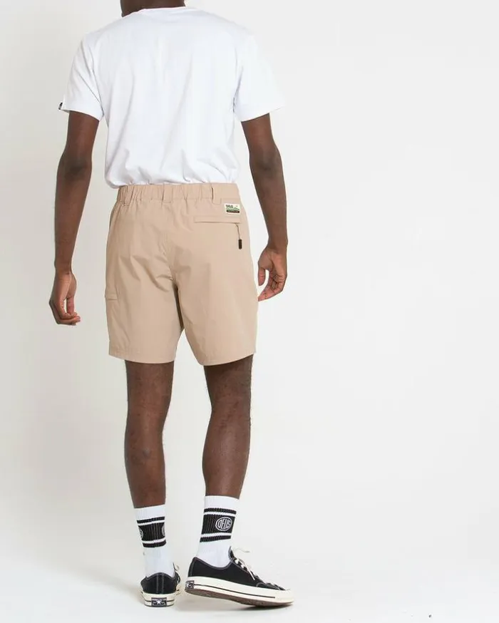 Mens Deus Ex Machina Shorts Dweller Trek Short 8211 Khaki Khaki Mens Deus Ex Machina Shorts Dweller Trek Short 8211 Khaki Khaki