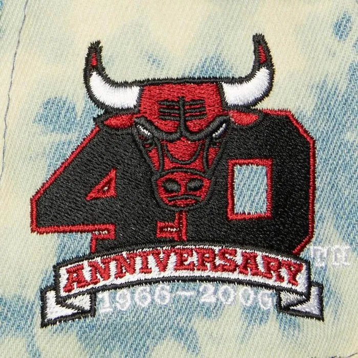 Mitchell and Ness Acid Wash Snapback Chicago Bulls Men Hats and Headwear