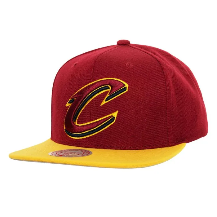 Mitchell and Ness Core Basic Snapback Cleveland Cavaliers Men Hats and Headwear