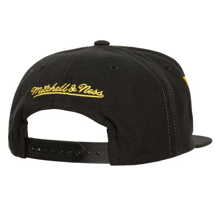 Mitchell and Ness Full Frontal Snapback Vntg Boston Bruins Men Hats and Headwear Mitchell and Ness Full Frontal Snapback Vntg Boston Bruins Men Hats and Headwear
