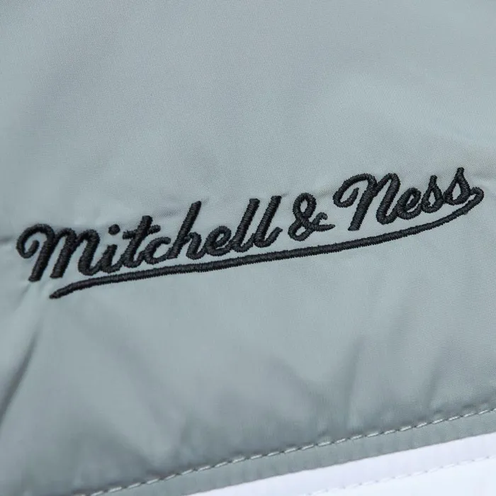 Mitchell and Ness In The Clutch Puffer Jacket Vintage Logo Oakland Raiders Men Jackets and Outerwear