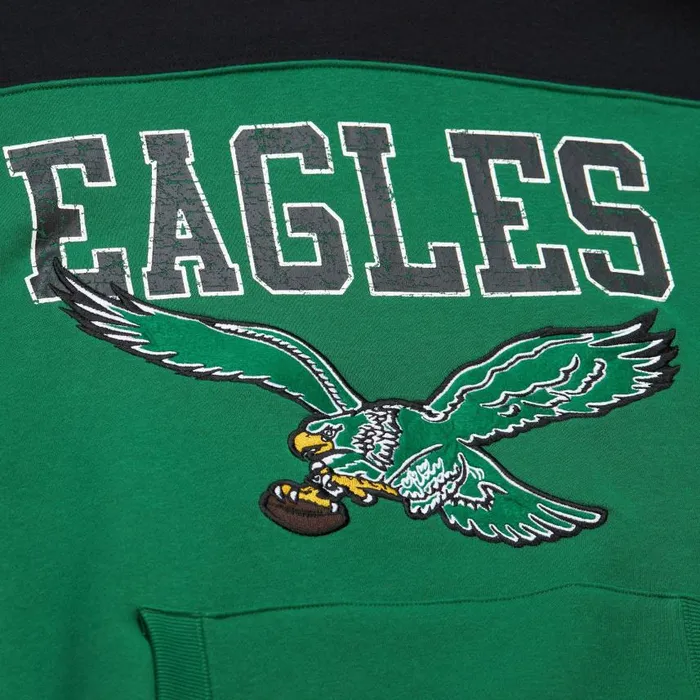 Mitchell and Ness Off Field SS Hoodie Vintage Logo Philadelphia Eagles Men Hoodies and Sweatshirts Mitchell and Ness Off Field SS Hoodie Vintage Logo Philadelphia Eagles Men Hoodies and Sweatshirts