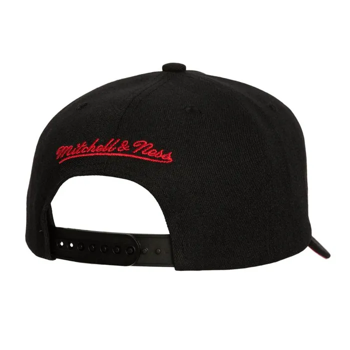 Mitchell and Ness Panorec Pro Snapback Chicago Bulls Men Hats and Headwear Mitchell and Ness Panorec Pro Snapback Chicago Bulls Men Hats and Headwear