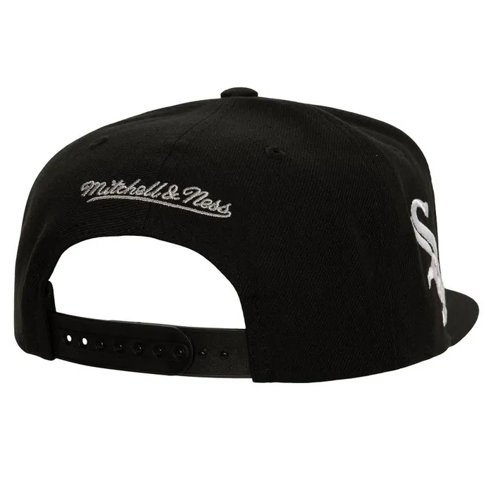 Mitchell and Ness Retro Sport Snapback Chicago White Sox Men Hats and Headwear Mitchell and Ness Retro Sport Snapback Chicago White Sox Men Hats and Headwear