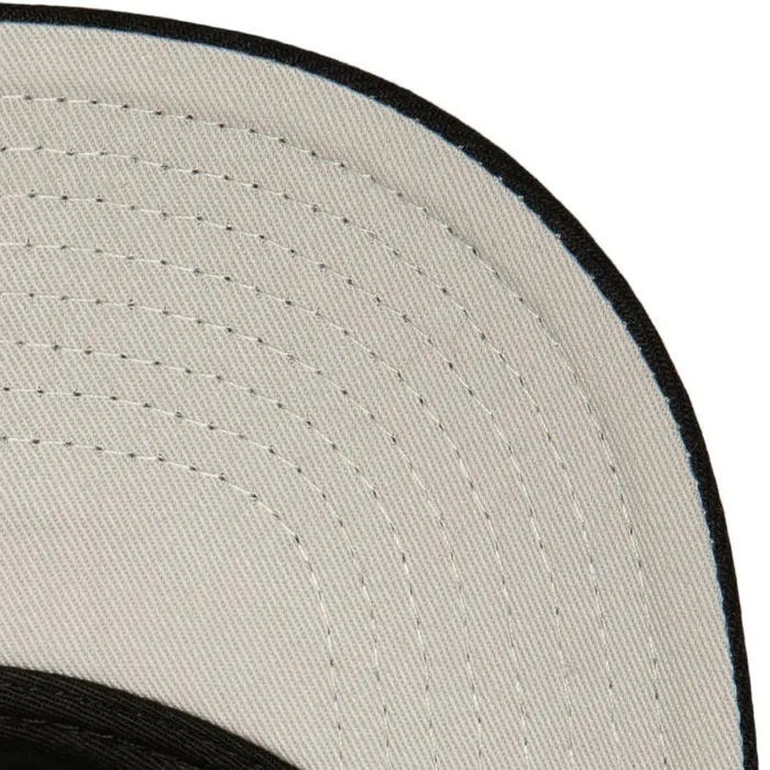 Mitchell and Ness Team Flip Pro Snapback Vntg Los Angeles Kings Men Hats and Headwear Mitchell and Ness Team Flip Pro Snapback Vntg Los Angeles Kings Men Hats and Headwear