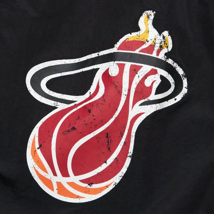 Mitchell and Ness Woven Shorts Vintage Logo Miami Heat Men Shorts Mitchell and Ness Woven Shorts Vintage Logo Miami Heat Men Shorts