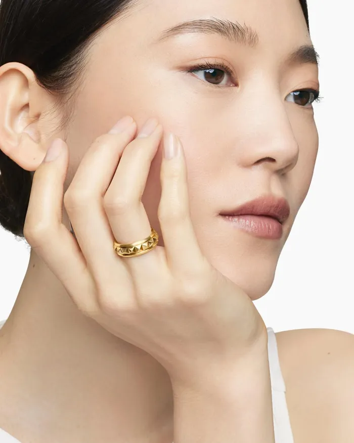 Modern Renaissance Pyramid Band Ring In 18K Yellow Gold 66mm Women David Yurman Band Modern Renaissance Pyramid Band Ring In 18K Yellow Gold 66mm Women David Yurman Band