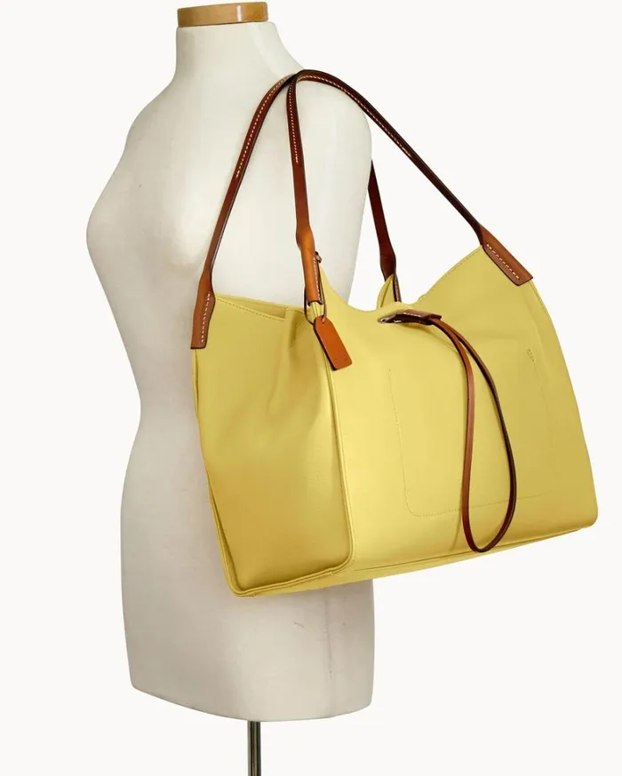 Oncour Twist Full Up Two Butter Women Dooney and Bourke Shoulder Bags Oncour Twist Full Up Two Butter Women Dooney and Bourke Shoulder Bags