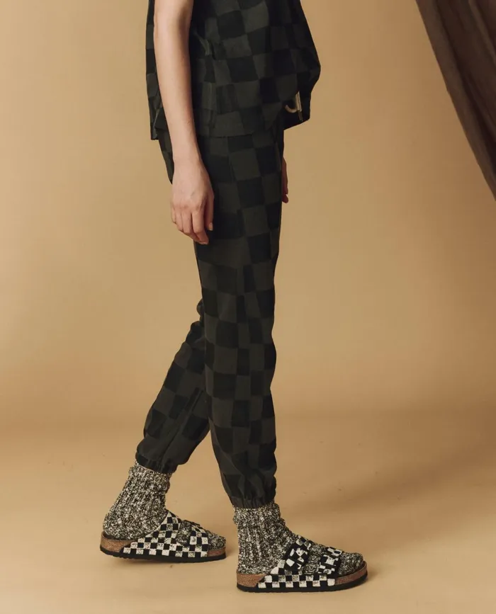 Pants Women The Great The Hand Stamped Stadium Sweatpant Washed Black With Black Check Pants Women The Great The Hand Stamped Stadium Sweatpant Washed Black With Black Check