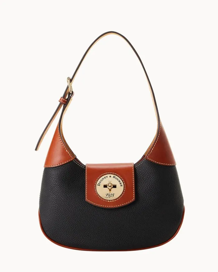 Pebble Turnlock Hobo 26 Black Women Dooney and Bourke Shoulder Bags