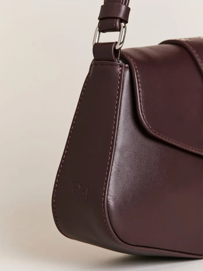 Reformation Shoulder Bags Rafaella Shoulder Bag Bordeaux Leather 8211 Women Reformation Shoulder Bags Rafaella Shoulder Bag Bordeaux Leather 8211 Women
