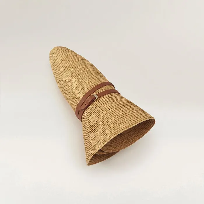 Round Crown Hats Helen Kaminski Besa 9 Naturaltan