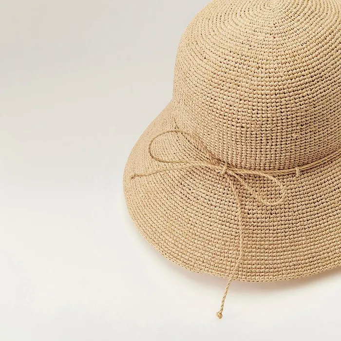 Round Crown Hats Helen Kaminski Villa 9 Natural