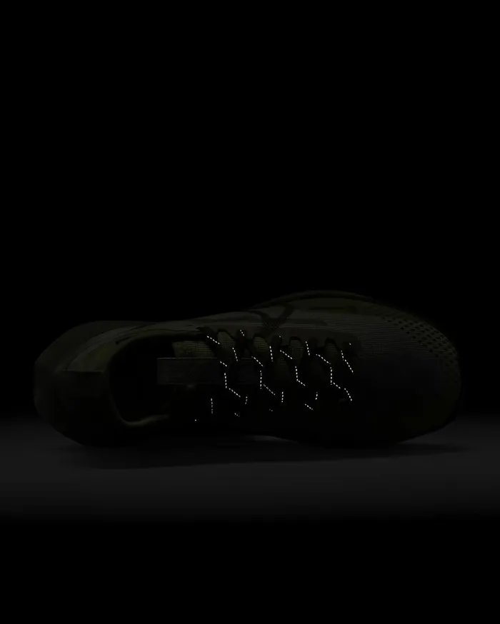 Running Women Nike Pegasus Trail 4 GORETEX Pale Ivoryluminous Greenhigh Voltageneutral Olive
