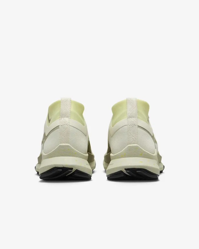 Running Women Nike Pegasus Trail 4 GORETEX Pale Ivoryluminous Greenhigh Voltageneutral Olive