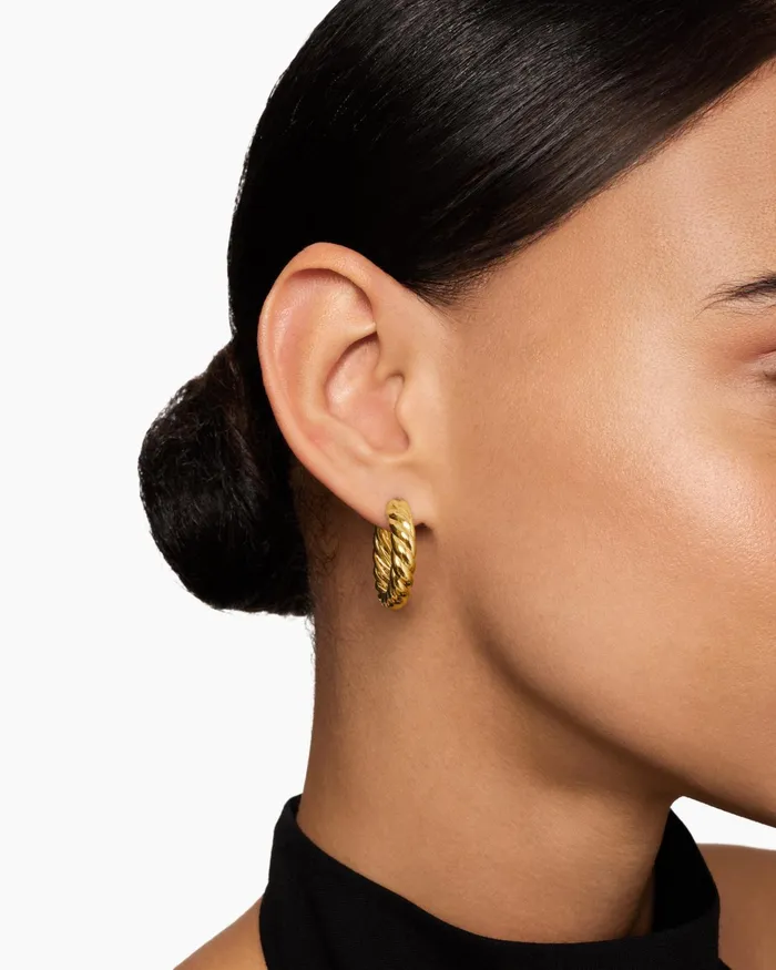 Sculpted Cable Hoop Earrings In 18K Yellow Gold 254mm Women David Yurman Hoop Sculpted Cable Hoop Earrings In 18K Yellow Gold 254mm Women David Yurman Hoop