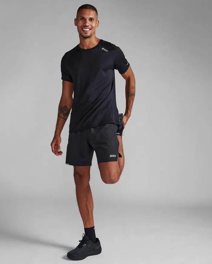 Short Sleeve Mens 2XU Aero Tee Blacksilver Reflective
