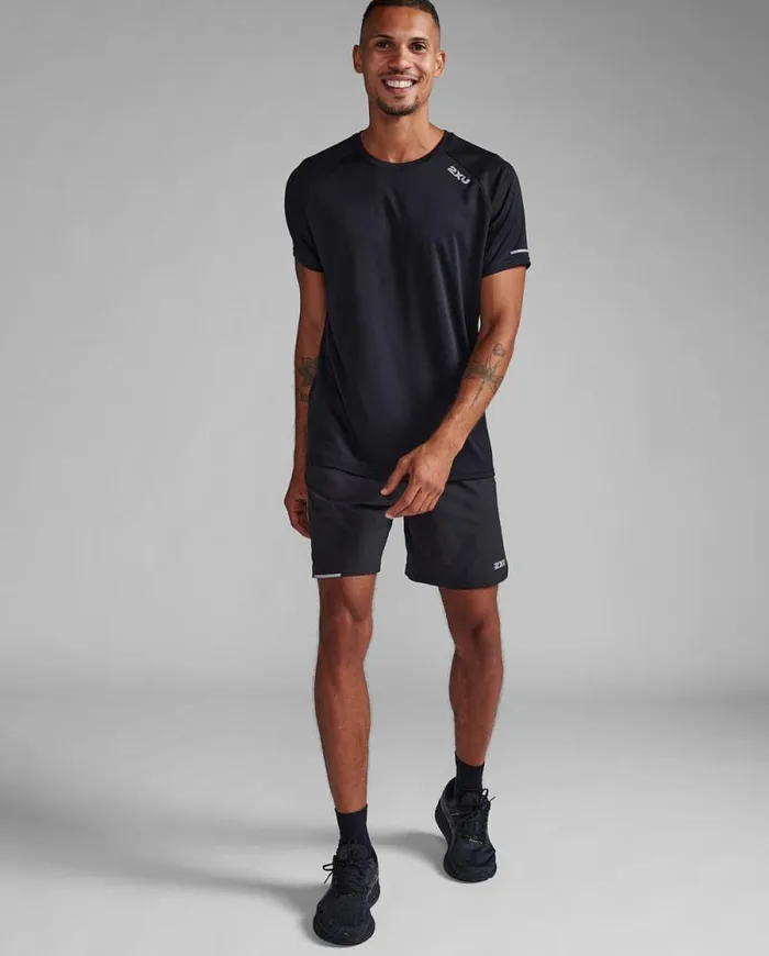Short Sleeve Mens 2XU Aero Tee Blacksilver Reflective
