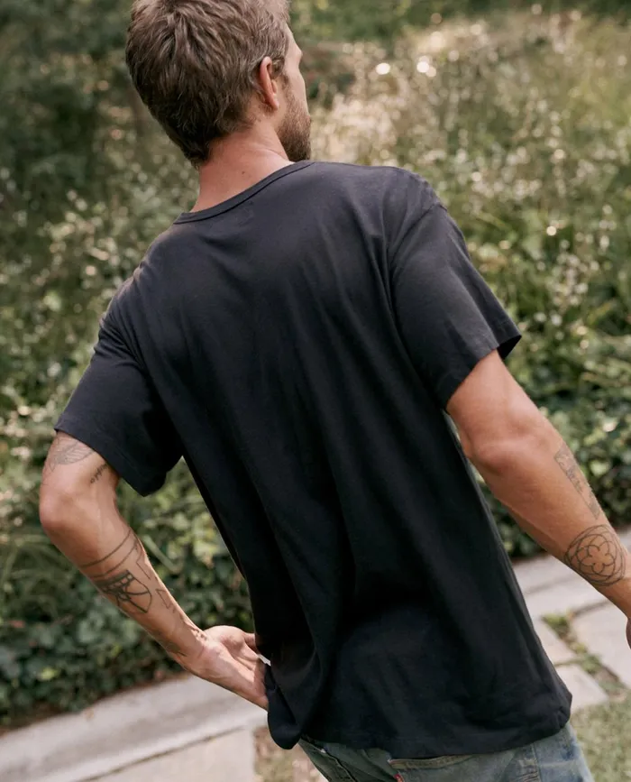 Tees and Sweats Men The Great The Men039s Boxy Crew Almost Black