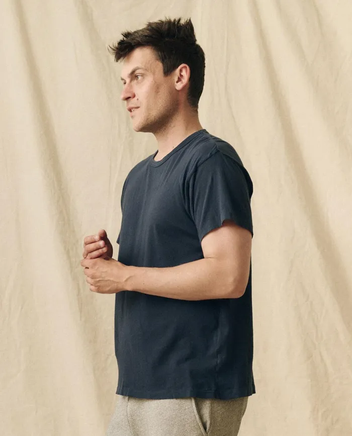 Tees and Sweats Men The Great The Men039s Slim Tee True Navy