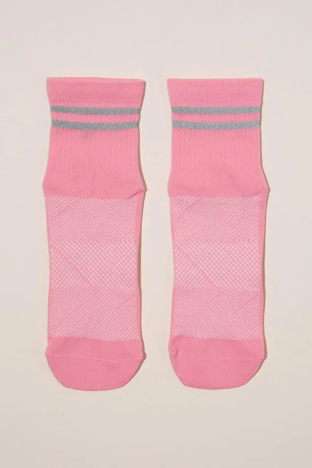 Women Accessories Cotton On Performance Mid Crew Running Sock Radiant Raspberry