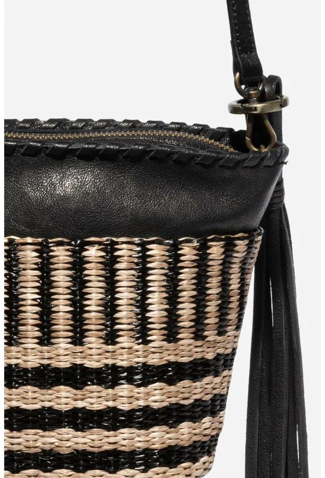 Women Banda Crochet Bucket Bag Natural Johnny Was Handbags
