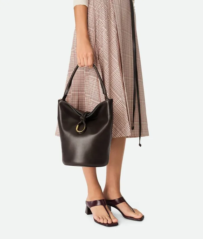 Women Bottega Veneta Crossbody Liberta Bucket Fondant