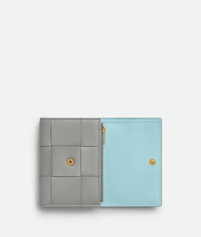 Women Bottega Veneta Small Wallets Cassette TriFold Zip Wallet Sterlingzenith
