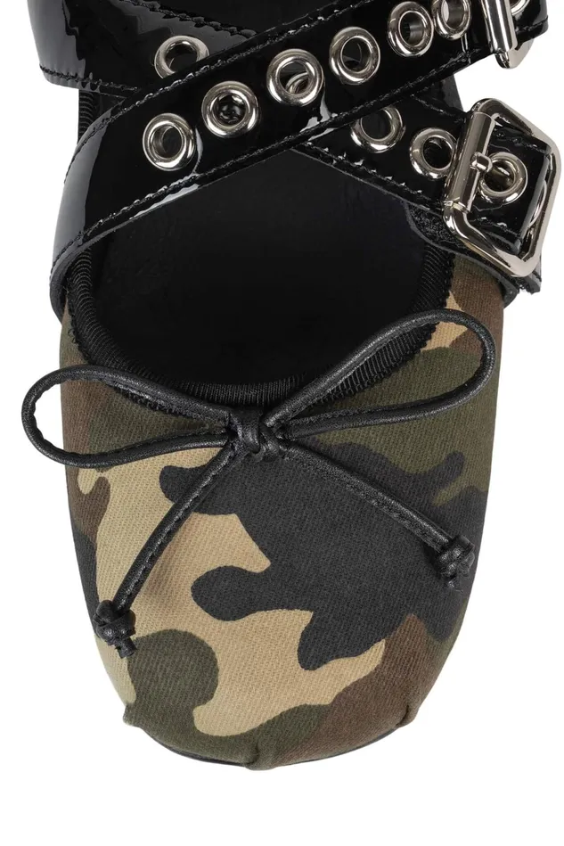 Women Jeffrey Campbell Ballet Flats CHOREO Khaki Camo Black