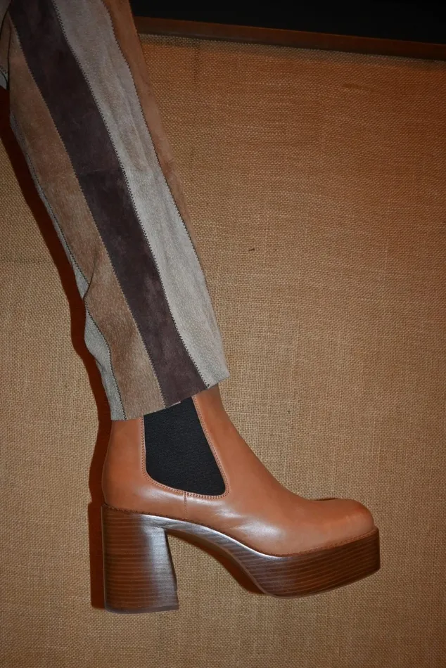 Women Jeffrey Campbell Boot DRUMNBASS Tan Tan Polish Stack