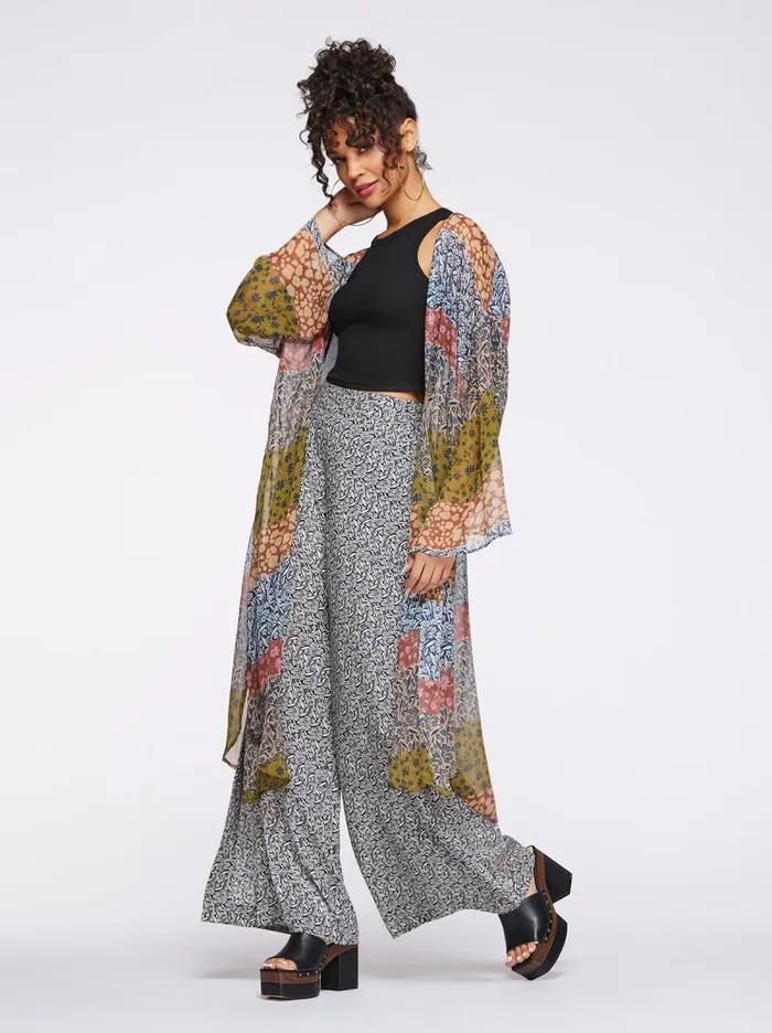 Women Jessica Simpson Tops and Tees Blaine Kimono In Blooming Patchwork