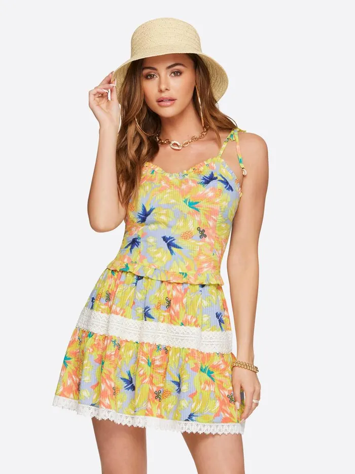 Women Jessica Simpson Tops and Tees Clare Peplum Tank In Candy Hibiscus