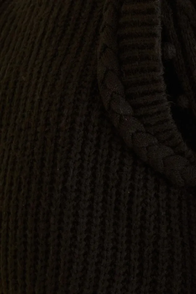 Women Sweaters and Sweatshirts Farm Rio Black Braided Sweater