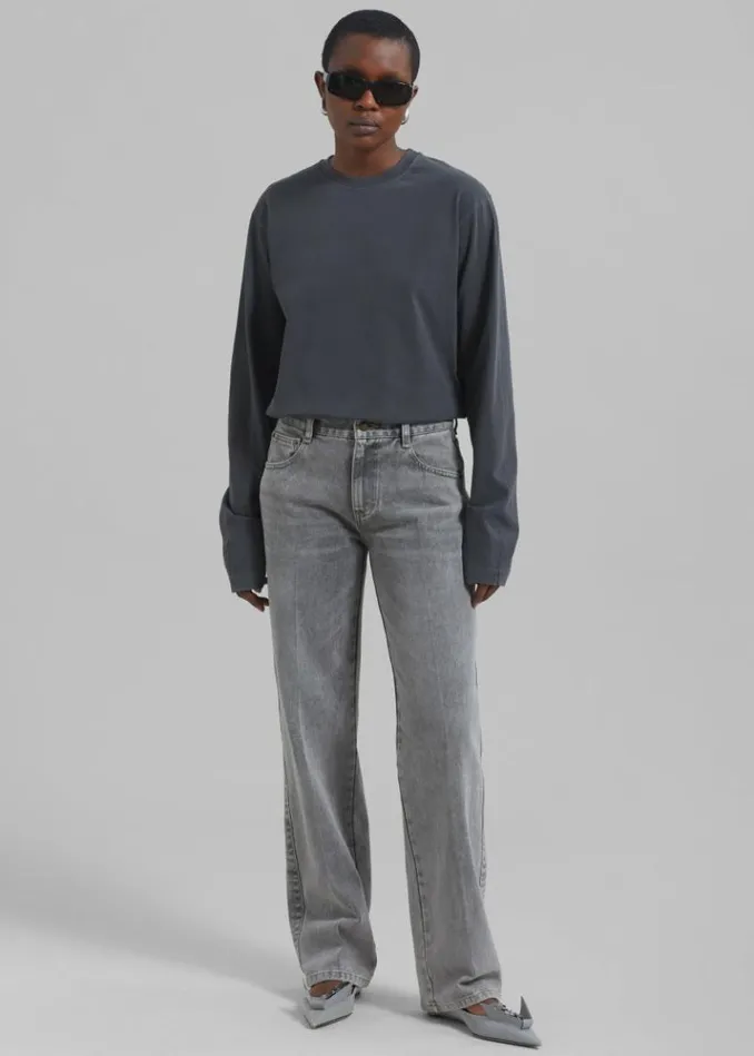 Women The Frankie Shop Montrose Straight Leg Jeans 8211 Grey Wash Grey Wash